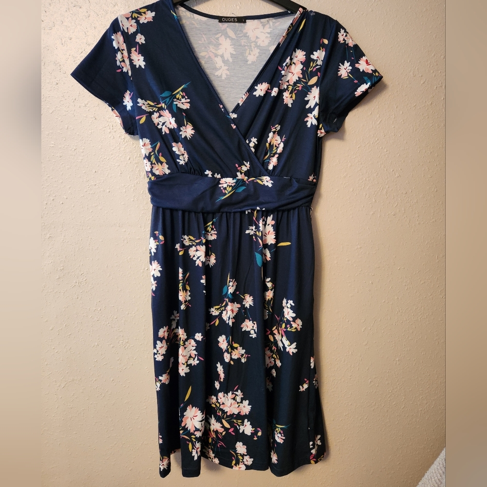 Casual Dress, Size Large